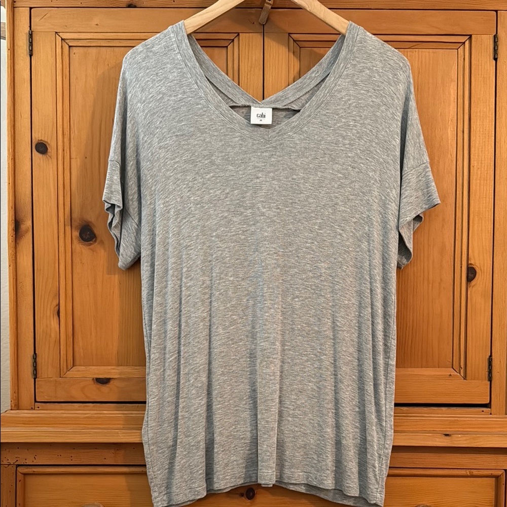 CAbi Double-V Tee/Tunic, size Medium, Heather Gray, style #5062
